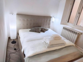 Hbhall Porta Romana Apartment